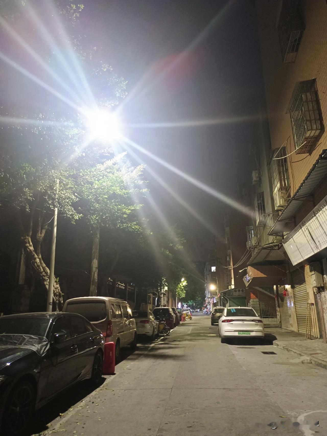 旅行～～
赶早上的高铁去旅行，出发。