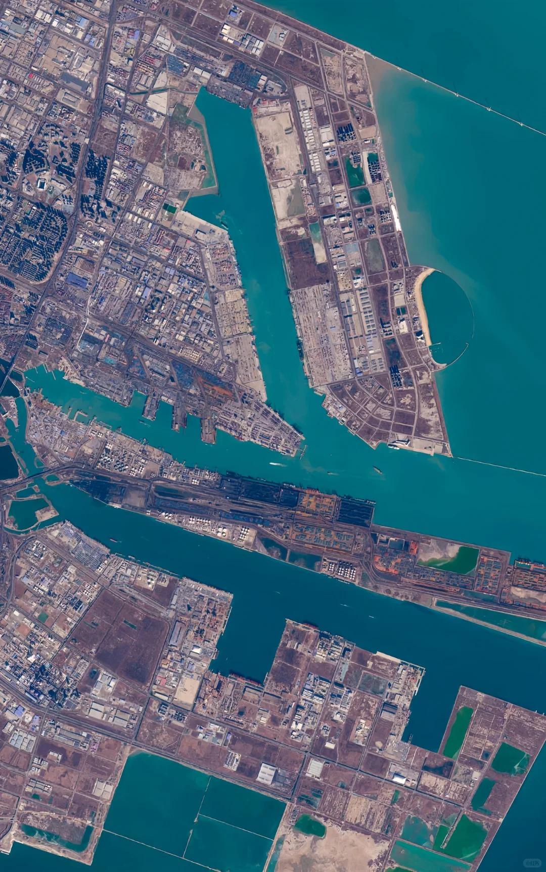 我国区域协调发展做的较好的是长三角，其次是珠三角，京津冀目前还没达到真正的协调发