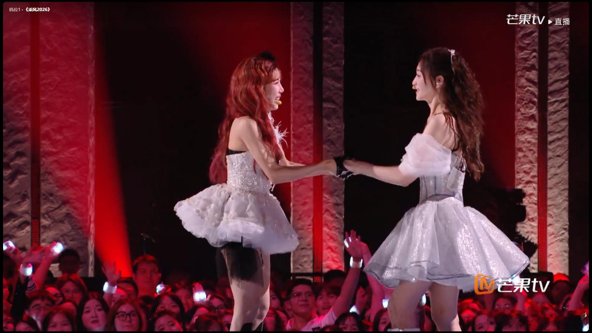 庄法挑战李小冉组 一公下半场精彩不断，庄法组自信闪耀，李小冉组温柔动人 