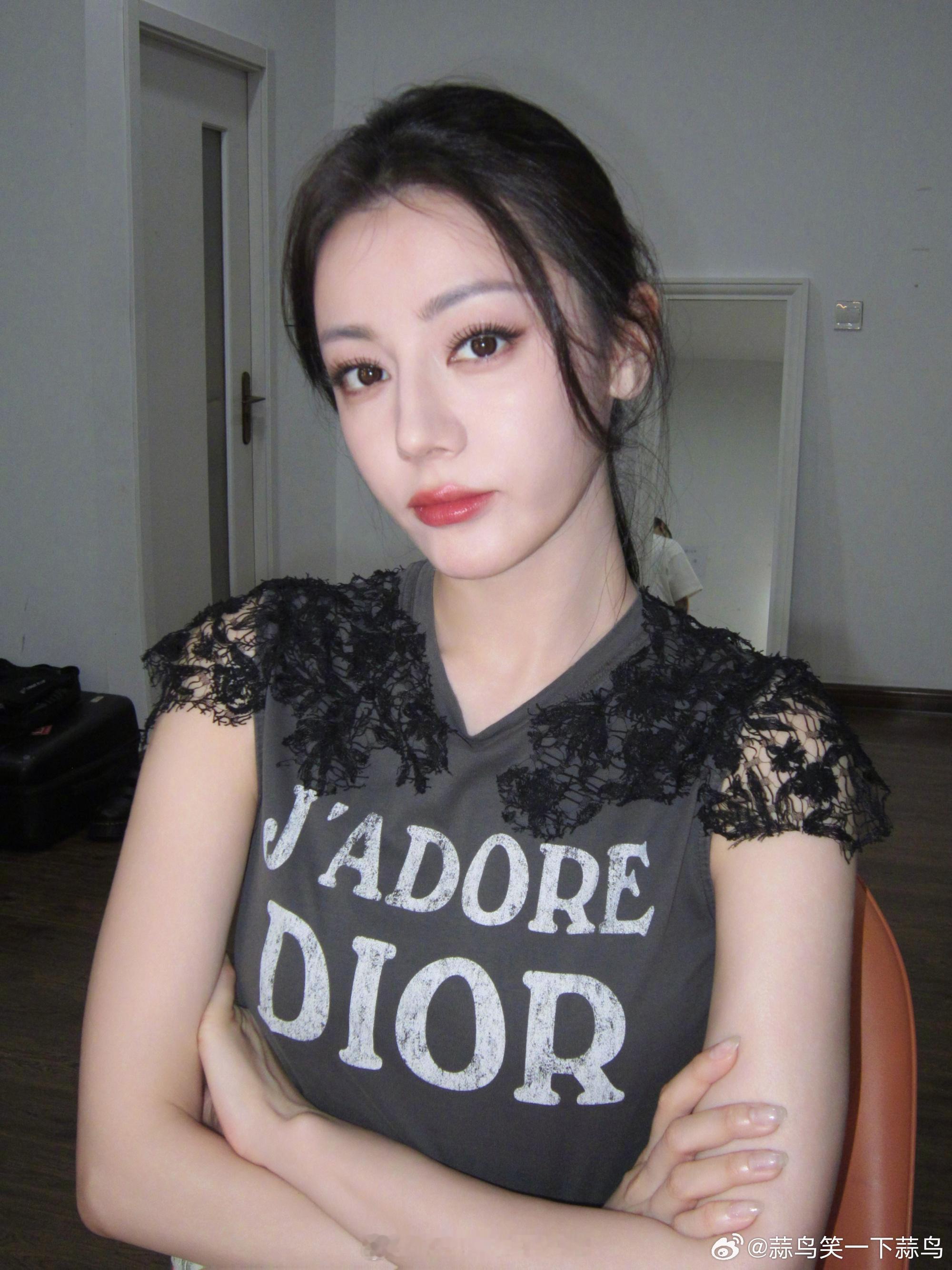 重组的消息里没有浮躁，只有对长期发展的考量。每个空缺的位置都在等待能同行的人，新