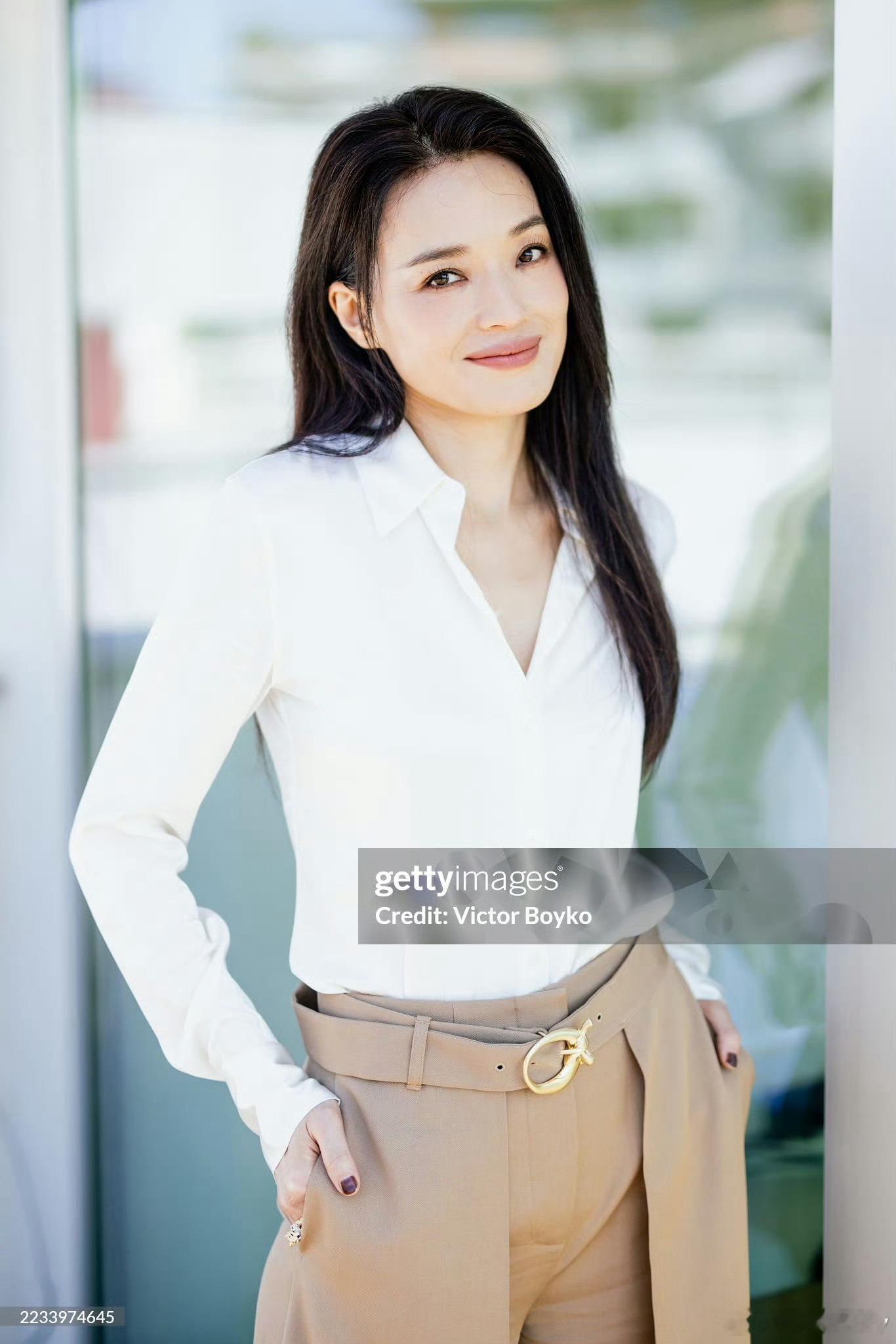 g社真的不是舒淇的站姐吗 又被林女士美到了，我才是那个半老徐娘吧[允悲] ​​​