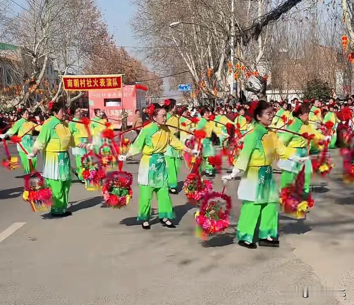 灵宝在正月十五闹元宵，陕县区在正月十五也闹元宵。就是做为主城区湖滨区不知道今年有