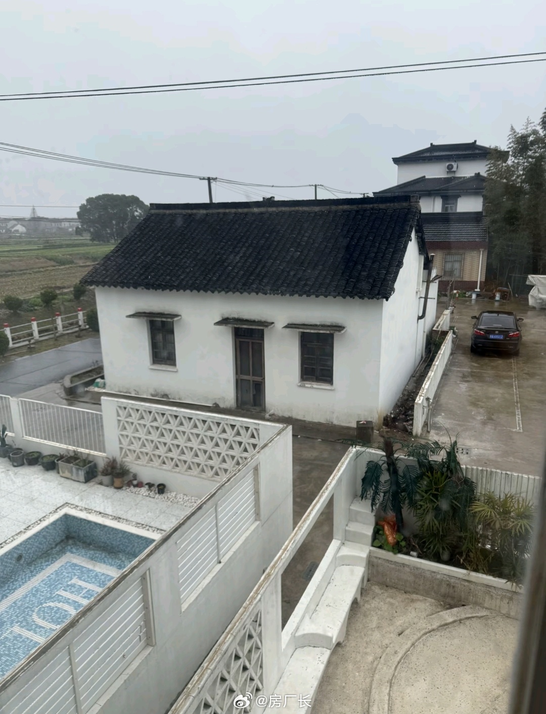 上海迪士尼旁边就长这样，去过的嘴真严啊 