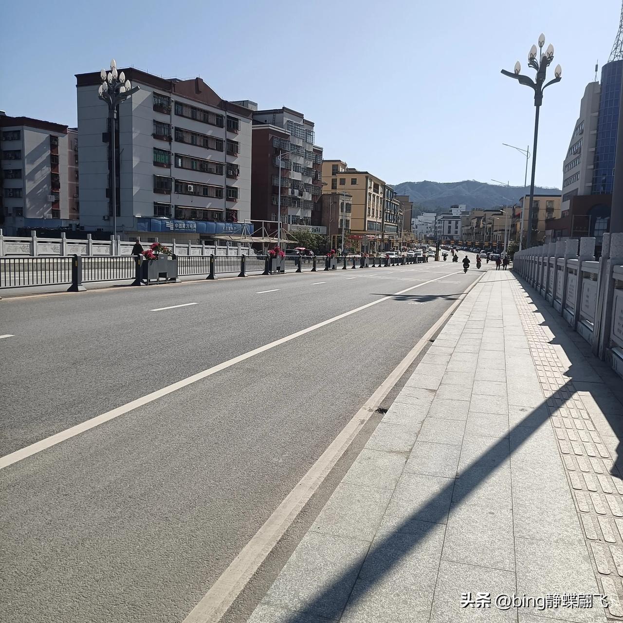 今天，出来家乡镇上走走。
冬日生活打卡季 
上热门