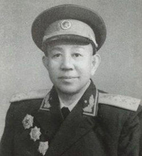 晏福生（1904-1984）原名晏国金。湖南省醴陵县人。一九二三年参加安源路矿工