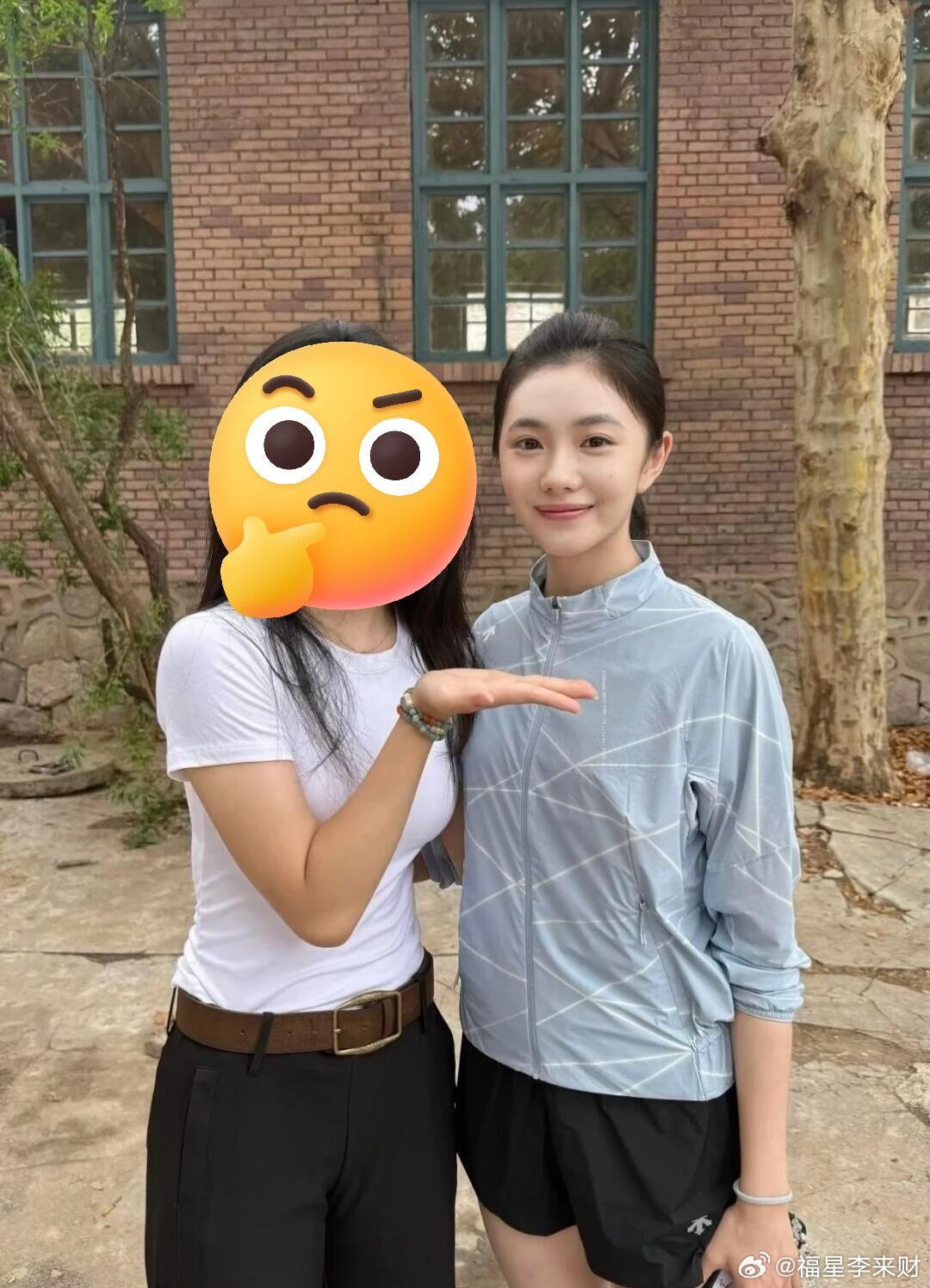 刘浩存合照生图 