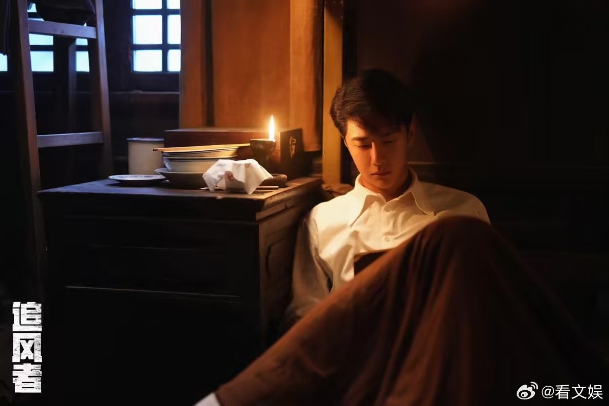 王一博完成了从热播到经典的蜕变热播看收视，经典看轮回。《追风者》174轮上星，足