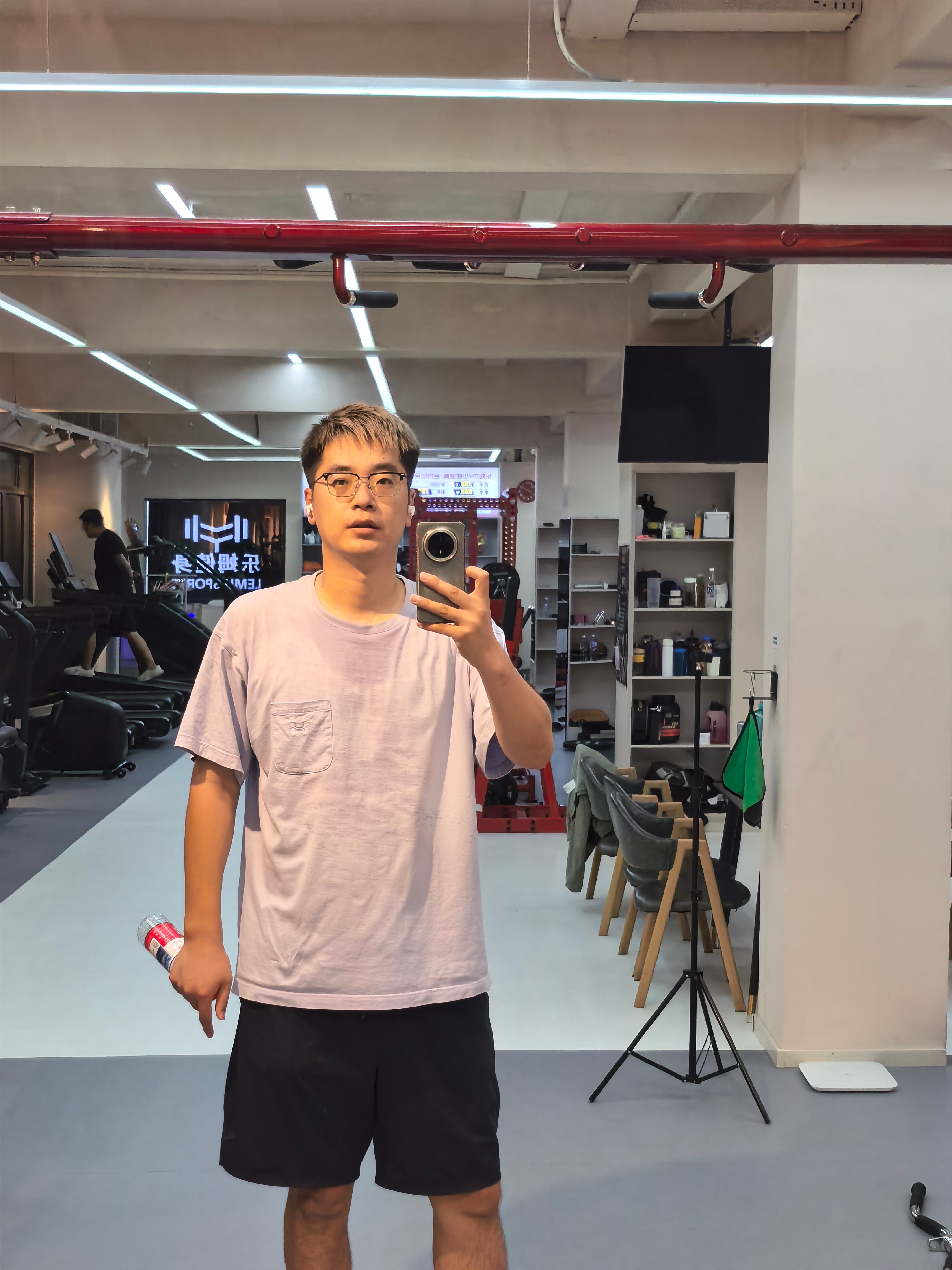 咱这网友都太好了纯哥们！而且都是文艺哥们现在在路上也经常会被认出来真的得感谢互联