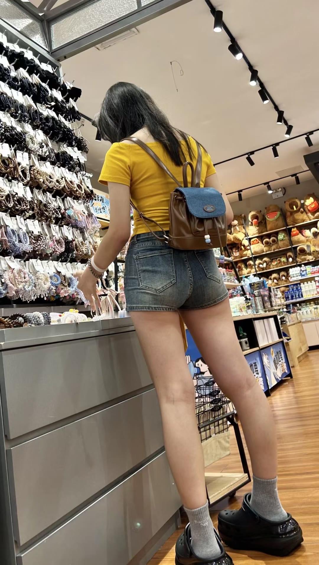 牛仔裤穿搭 ​​​