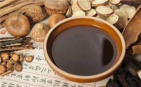 难得的好药方——一碗汤，补阳益肾，养血化瘀，软坚止痛

【方组】

熟地，盐杜仲