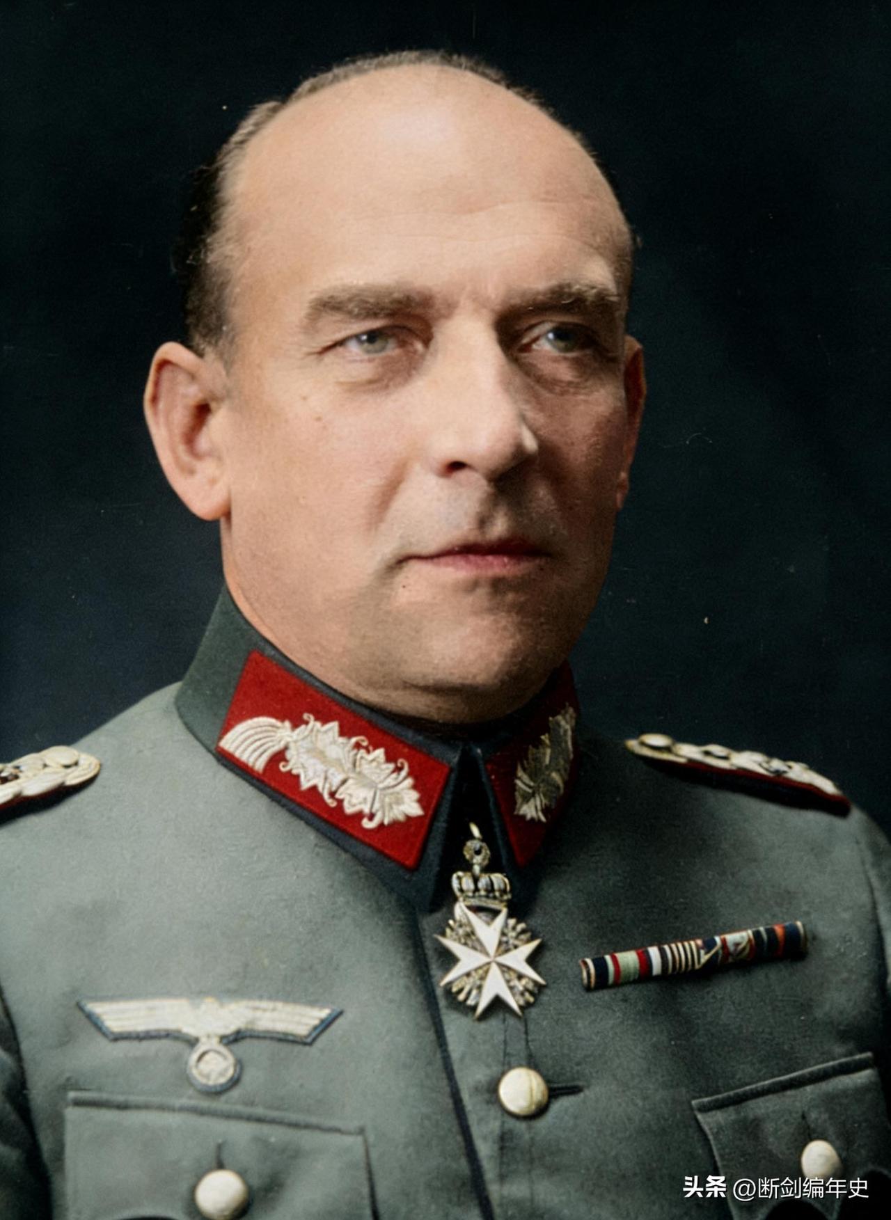 尼古拉斯·冯·法尔肯霍斯特（1885-1968）是二战德国国防军陆军大将（一级上
