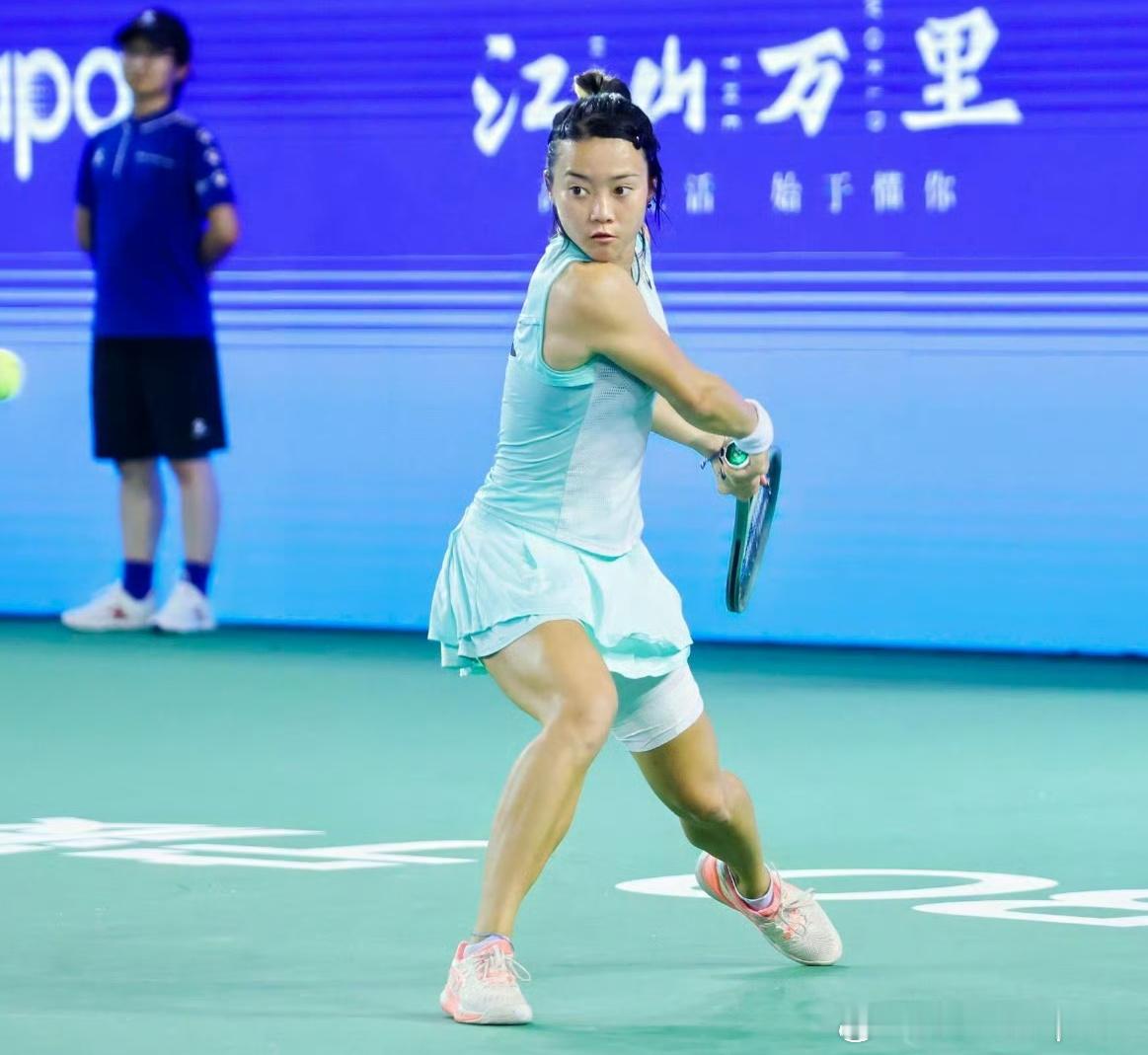 #广网2024# 女单资格赛决胜轮🇨🇳马烨欣0-6/3-6 🇭🇷费特收获