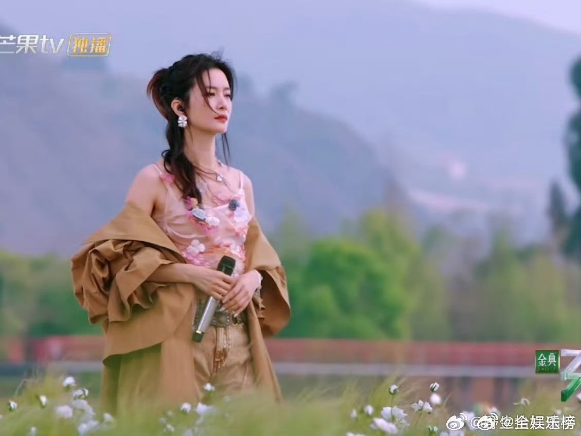 李晟VaVa合唱茶花开了该回家了乘风2025三公必须给选歌老师磕一个！李晟的清甜
