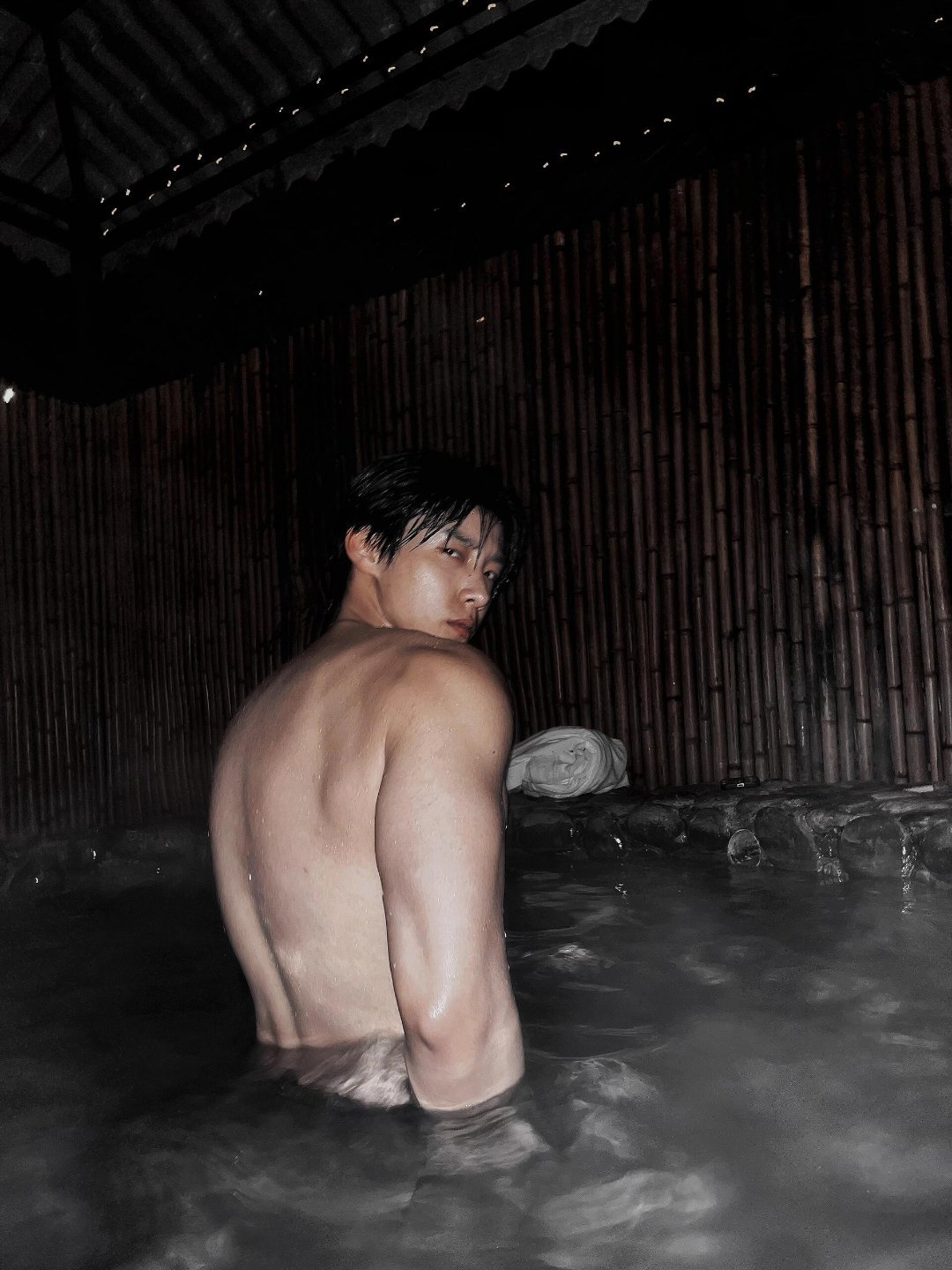 马小宇回应违约马小宇说没签合同也没经济约马小宇回应违约：工作人员已经在写申明了没