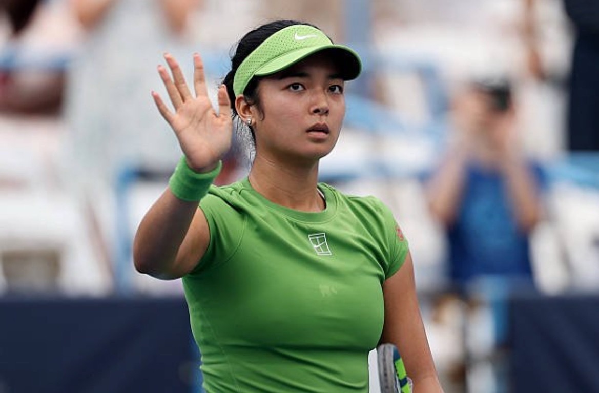 体育大赏 伊埃拉6-3、6-4斯维托琳娜，首次晋级华盛顿500赛女单半决赛。她现