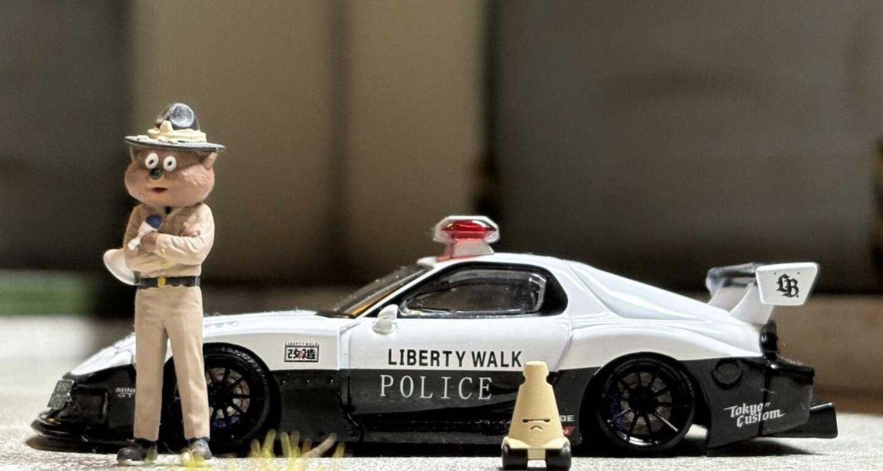 LB宽体马自达RX7警车来执勤🚓
Minigt最近出货的Liberty Wal