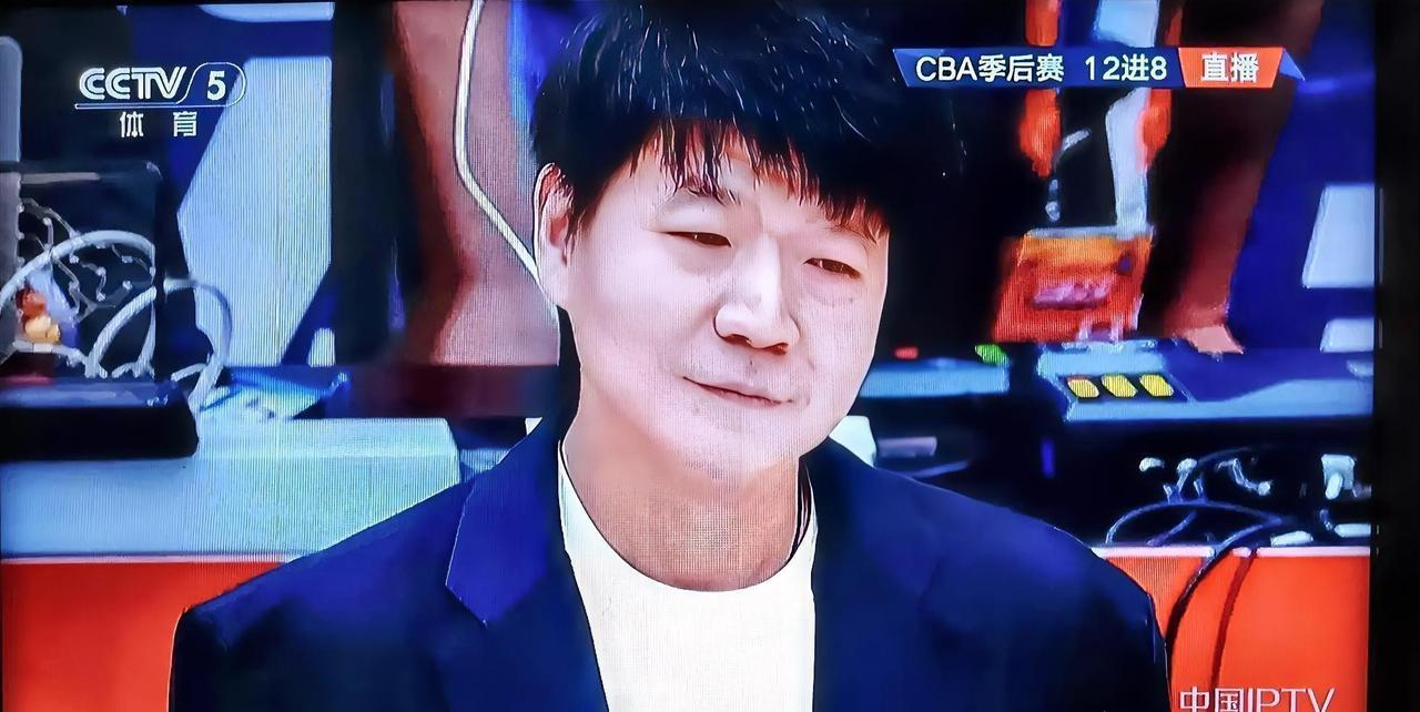 乌戈把邱彪拿揑得死死的，全场都没让山东高速喘过气来，这场球看下来真是让人窝火，明