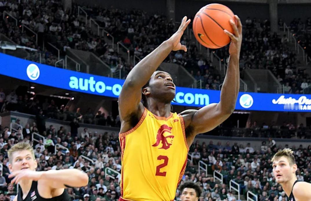 全美第12号种子密歇根州立大学坐镇主场以80比51战胜了南加利福尼亚大学。本场比