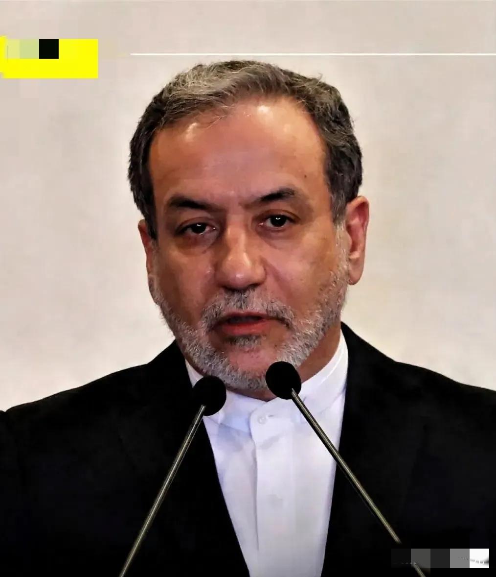 伊朗传来消息
4月26日深夜，伊朗外长阿拉格齐一个电话直通沙特，跟外交大臣费萨尔