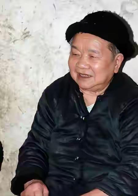 从高位跌落住深山，她的选择藏何奥秘？

她从大队书记到中央候补委员，1984年被
