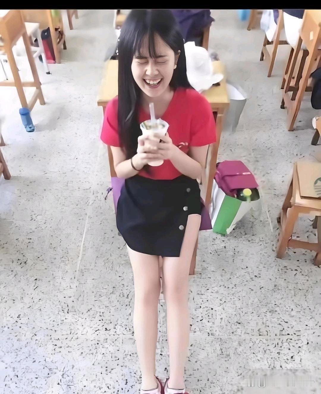 白鹿没出道前，原来是长这样的 