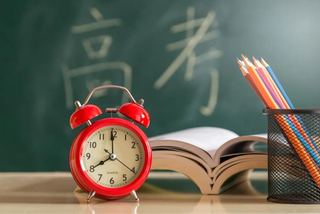#多家AI回应高考期间是否禁用解题#【今年高考期间AI工具会禁用拍图解题功能么？