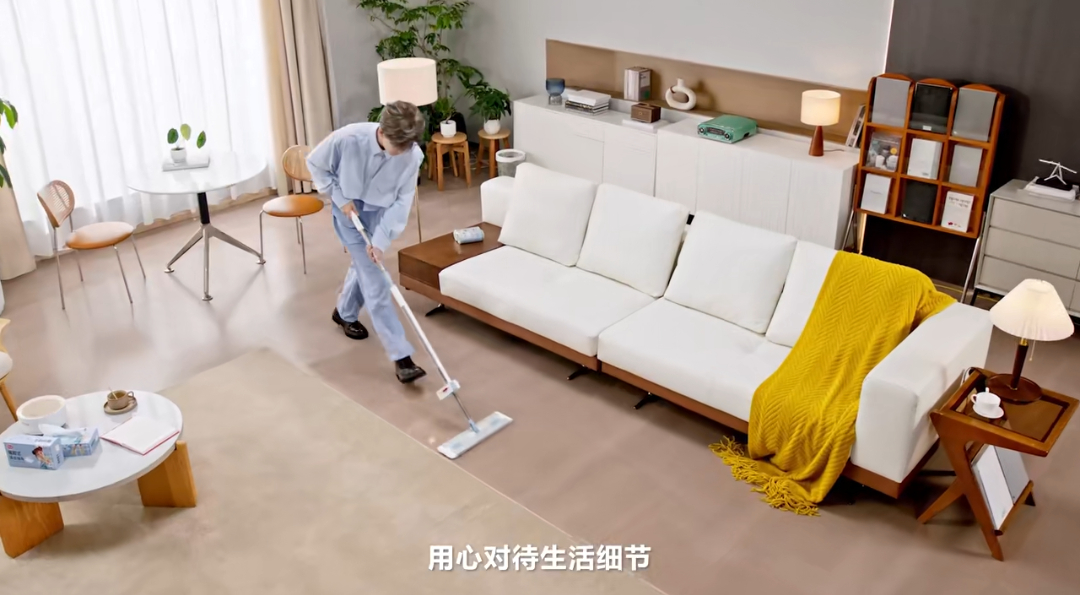 美丽雅品牌代言人任嘉伦家有美丽雅 生活美丽Ya  任嘉伦的“除尘偶像剧”，让家务