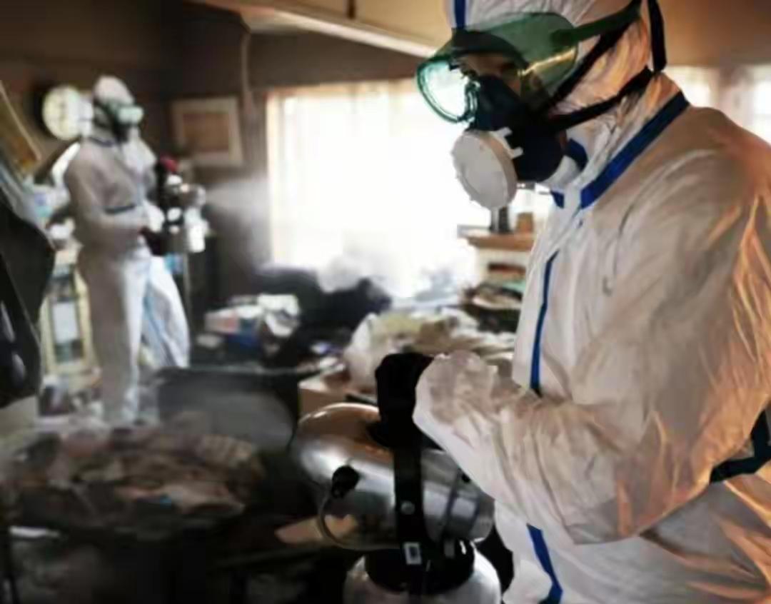 不结婚、不生子，未来就会“孤独死”。
日本现在平均每3个小时就有一位老人悄无声息