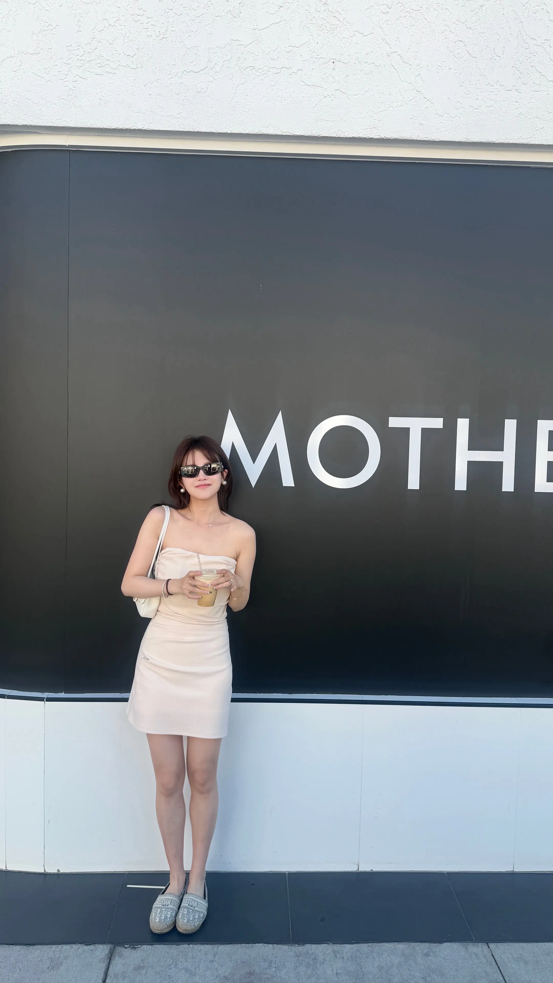 做不被定义的妈妈。 是妈妈也是鲜活的自己。