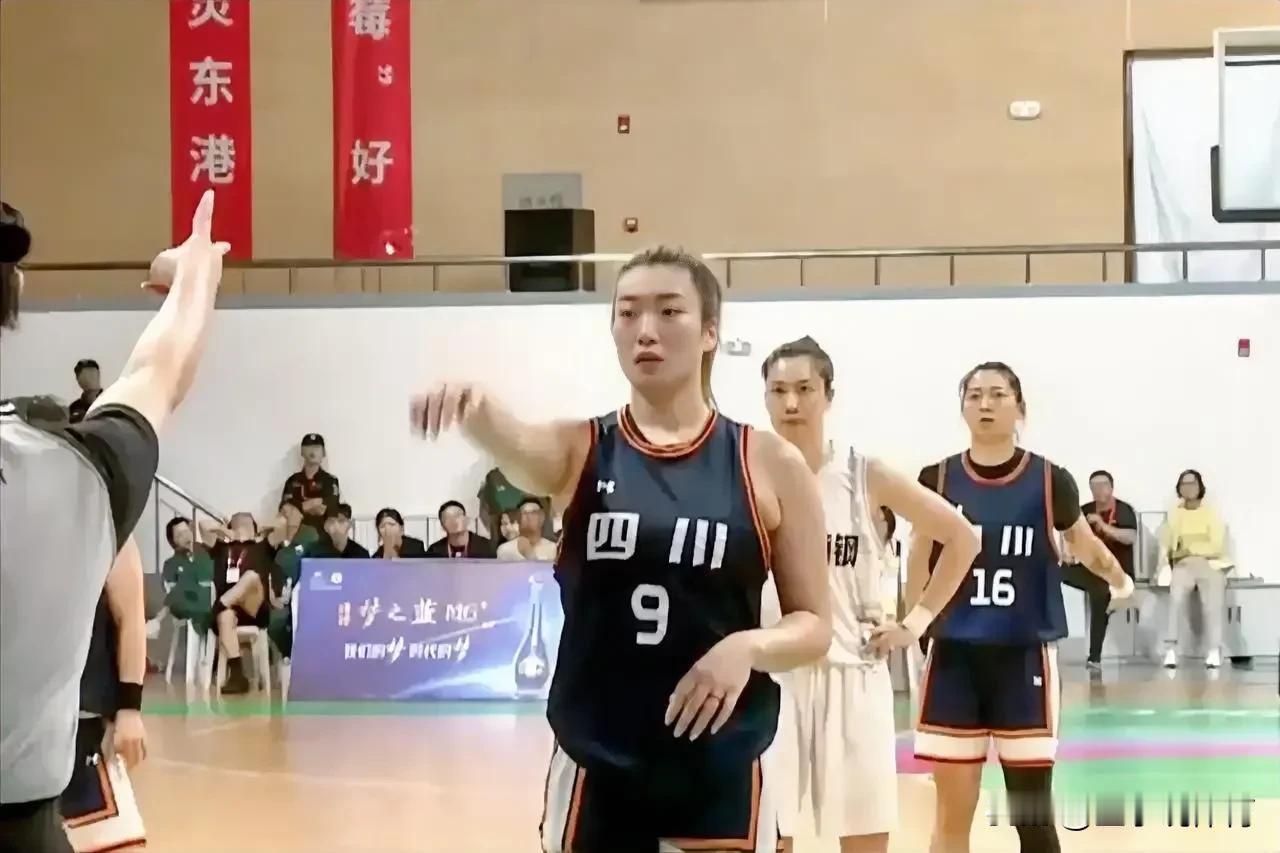 李梦不愧是中国女篮第一人！全运会女篮资格赛，四川女篮88-77战胜江苏女篮，喜提