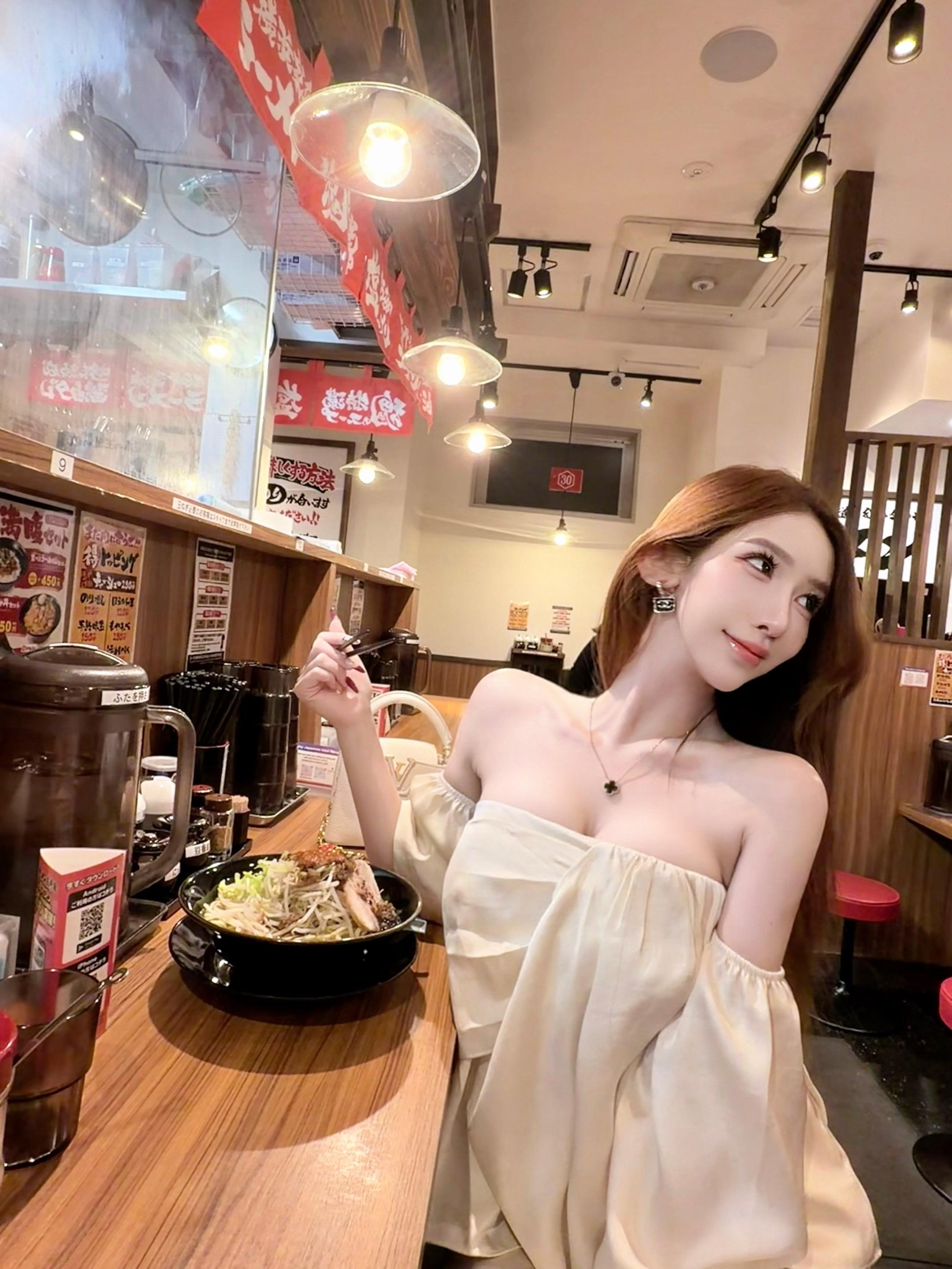 想一口把你吃掉。