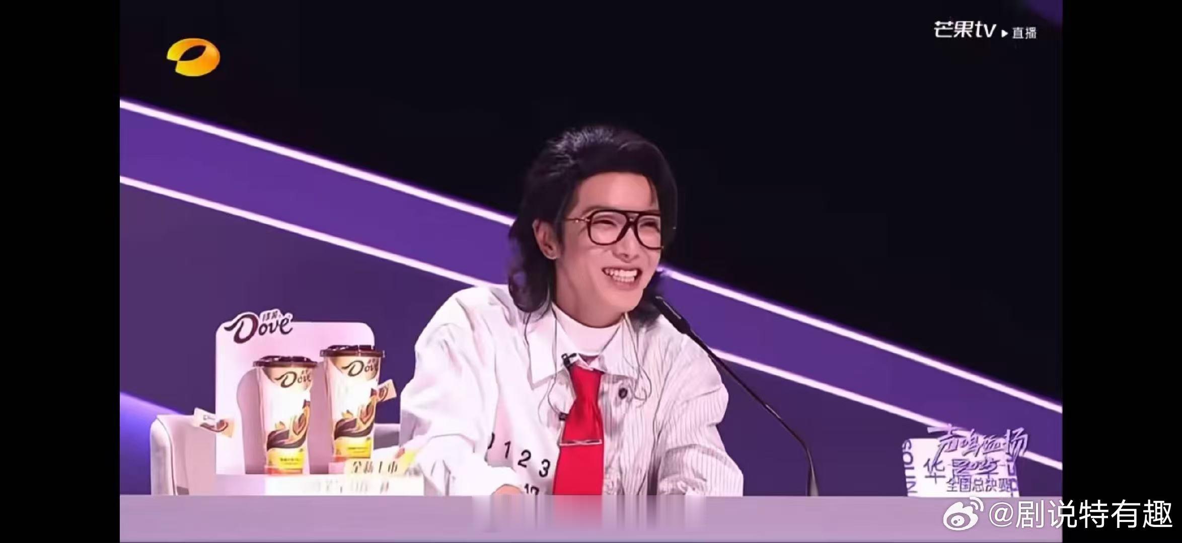 舞台太顶让花花破防！危晋宇马韬的《Mojito》融合美声、流行与剧情舞蹈，亮点十