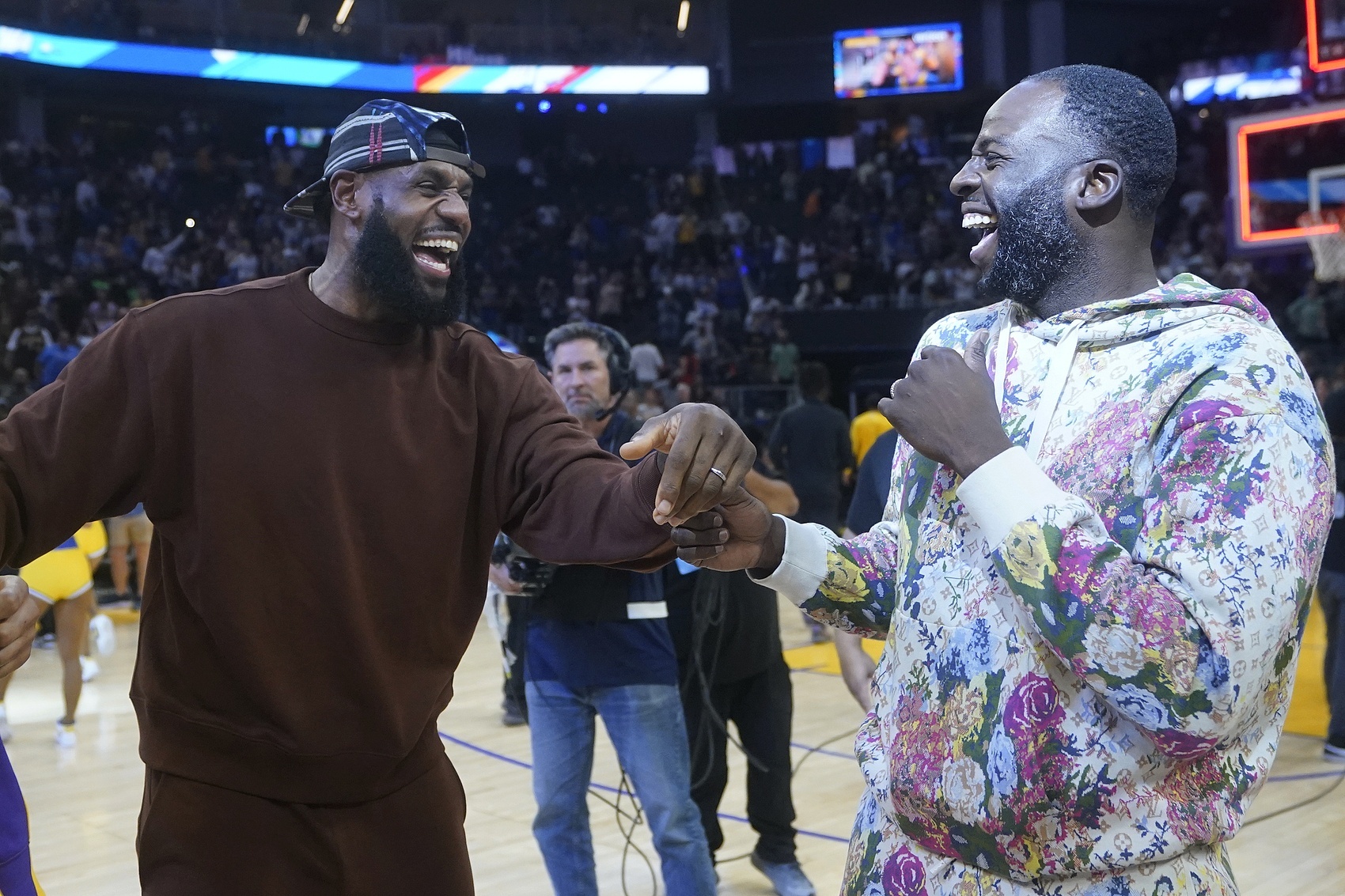 NBA 先生大义！勇士以为追梦会执行选项 但他拒绝了！助队追求老詹！ 