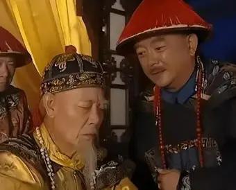 和珅被捕后，嘉庆质问他为何贪腐；和珅的两句话，让皇帝哑口无言

嘉庆四年的刑部大