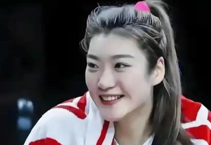 你觉得女人最重要的是美貌还是人品美貌和人品都重要，但人品更胜一筹。美貌确实能在初
