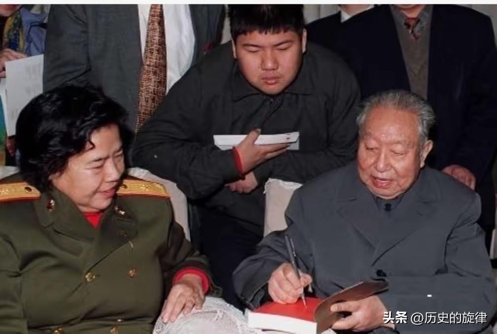 华国锋：扎根湖南二十载，一生坦荡守初心
 
熟悉近现代历史的朋友，都知道华国锋同
