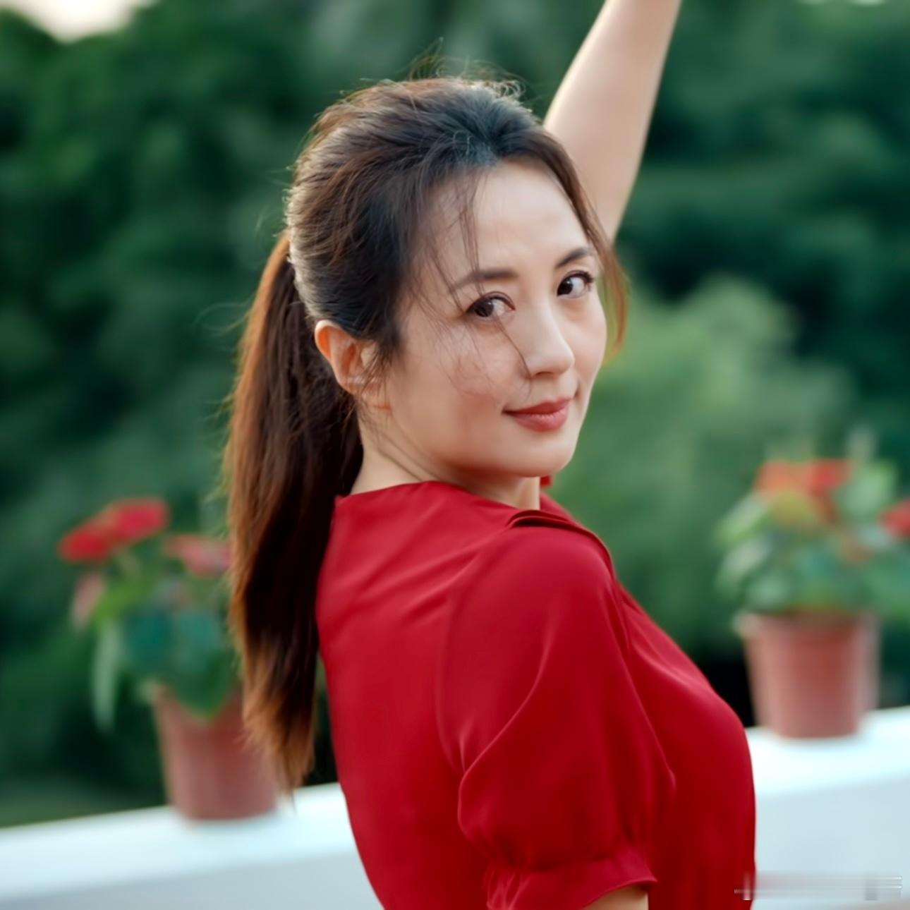 傅棠&姬铭聪我们用吻交换诊断，用拥抱篡改疗程，直到爱沦为病症，而救赎成了共犯 ​