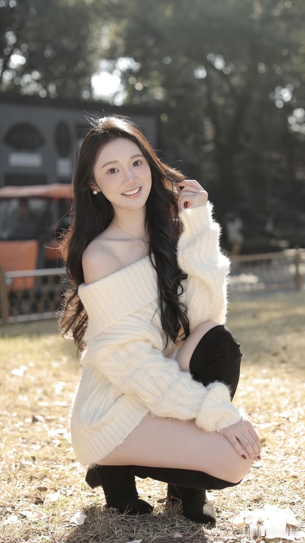 像哪个女明星？第一眼我还以为是杨紫呢！娱乐