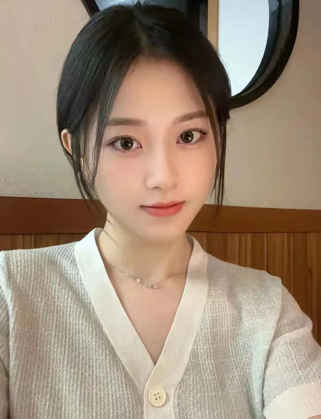 我是一个离了婚带着儿子的女人，这并不减少我追求幸福、爱与被爱的权利。我不需要一个