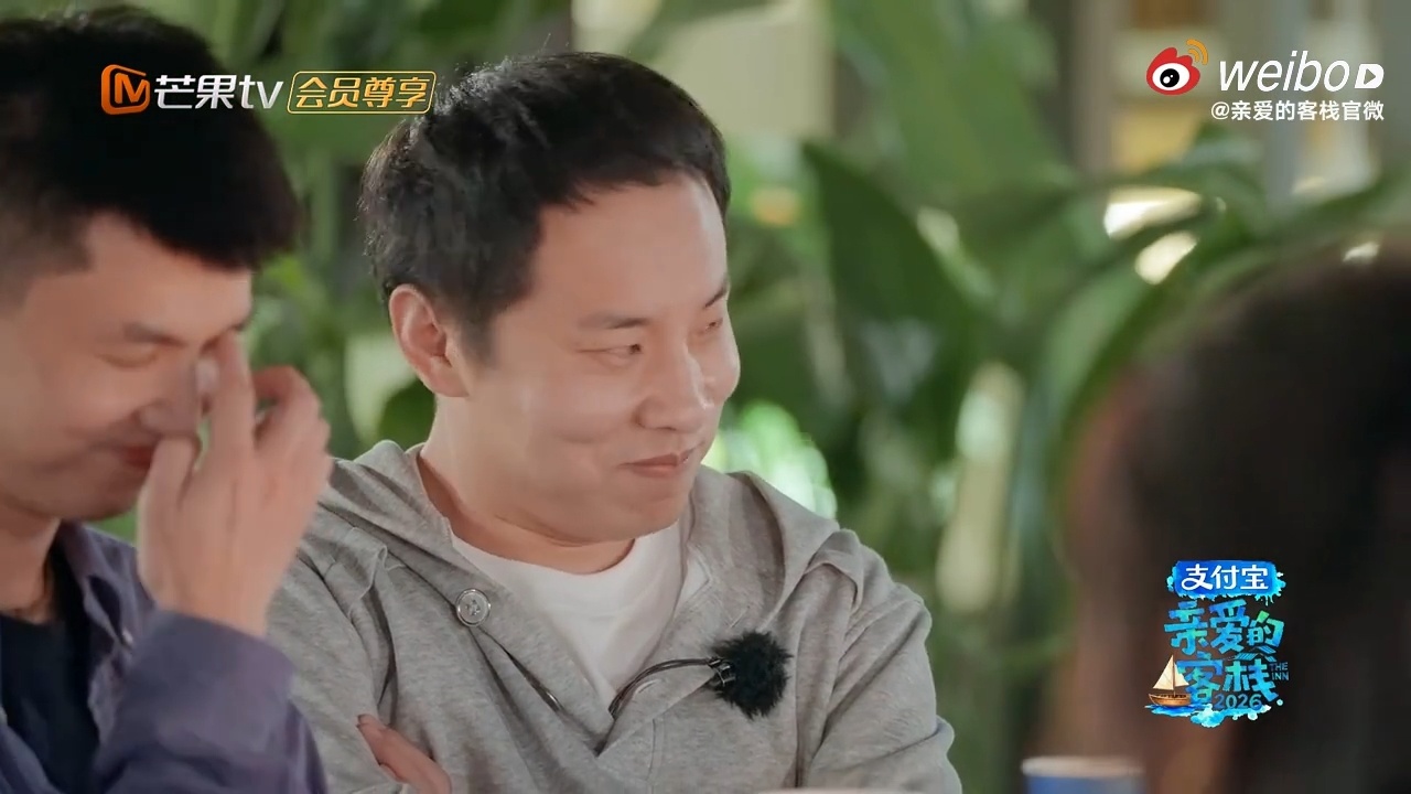 老板画大饼，我吃大饼。老板讲情怀，我讲现实。这波属实是“小丑竟是我自己”了。沈月