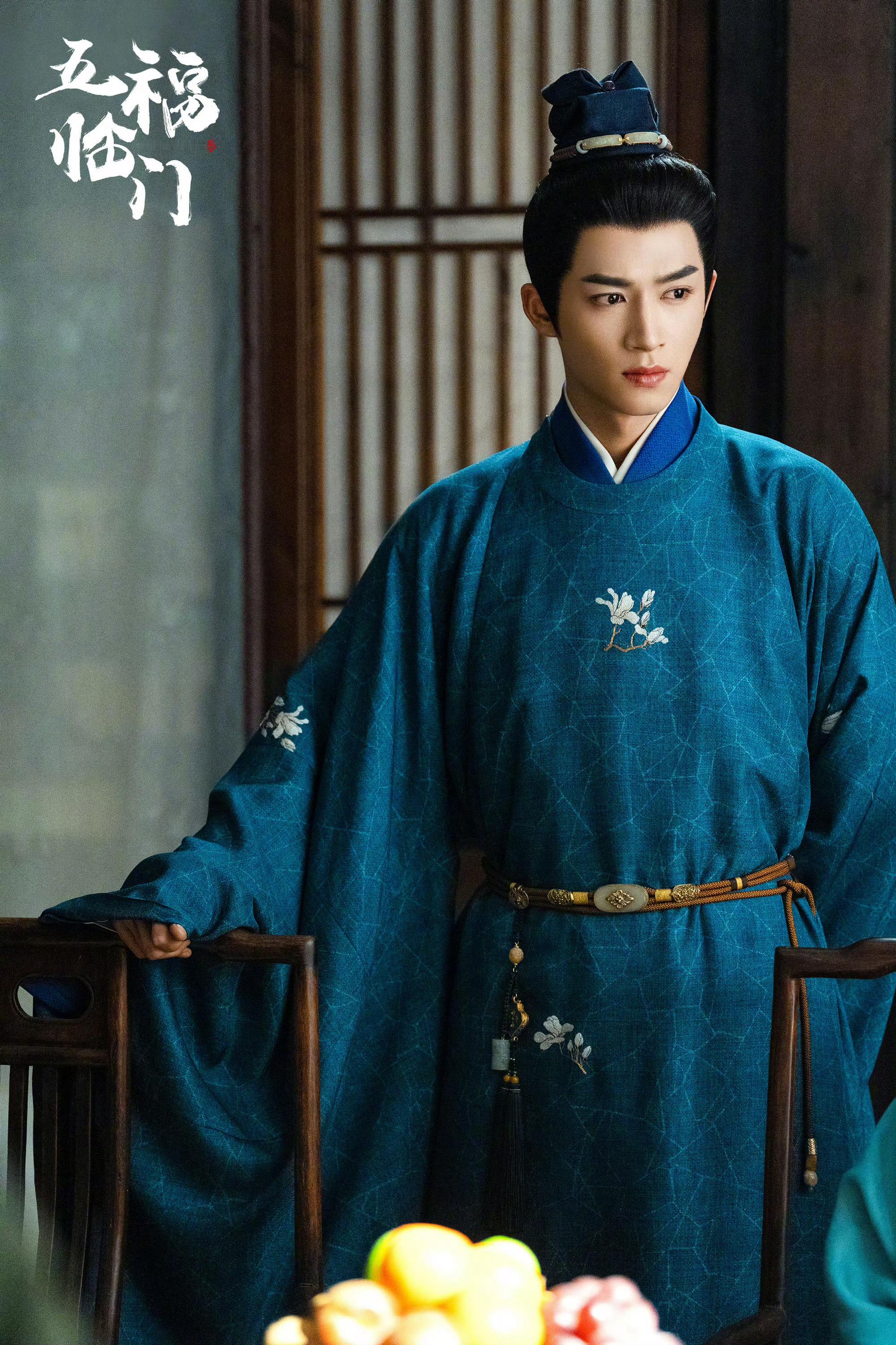 #于正发了五福临门剧照##王星越卢昱晓五福临门剧照#于正晒王星越卢昱晓双人剧照?