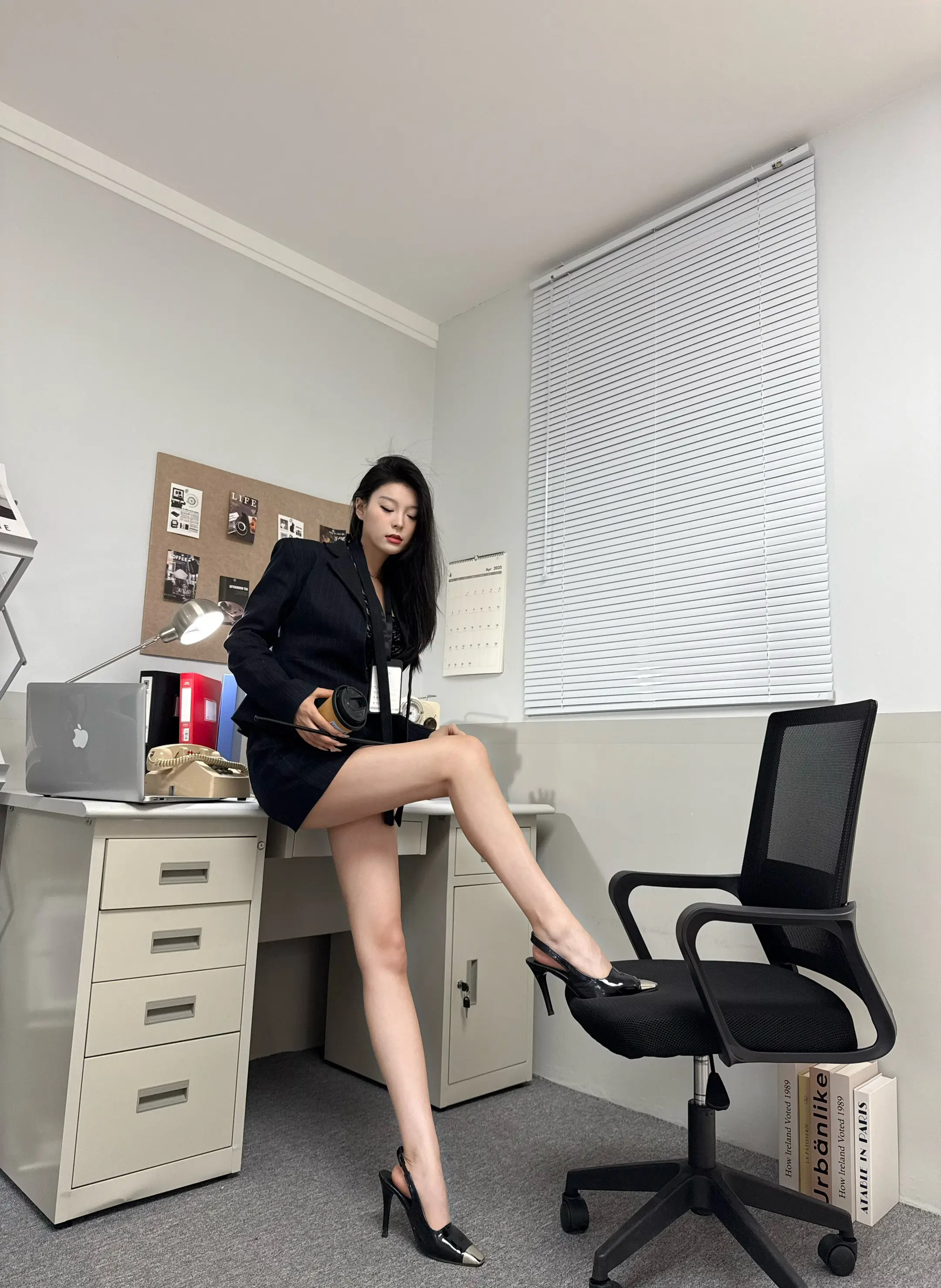 一会来我办公室。