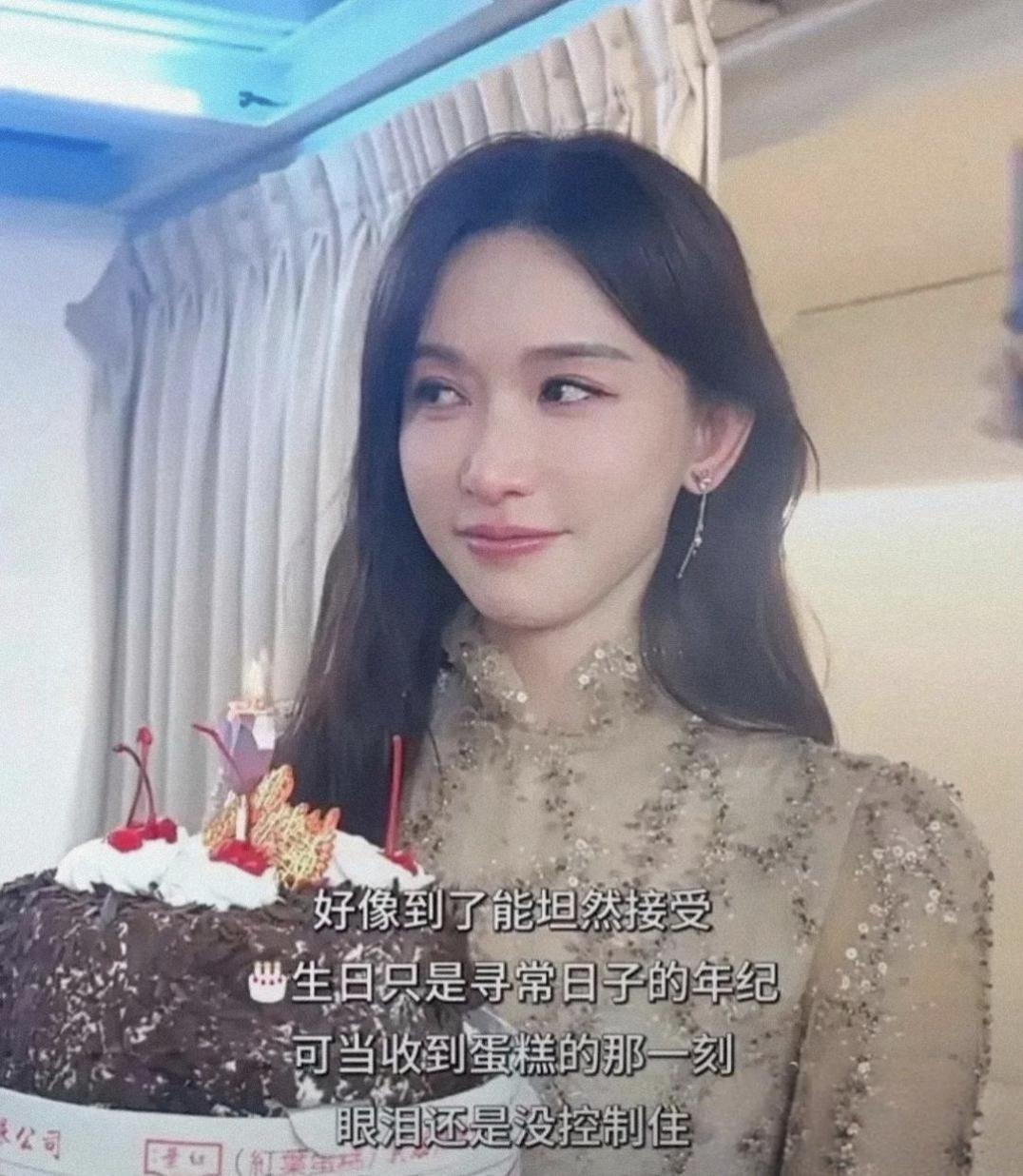 嫁给日本人的林志玲，晒51岁生日照，被日本老公黑泽良平送的蛋糕感动到哭！