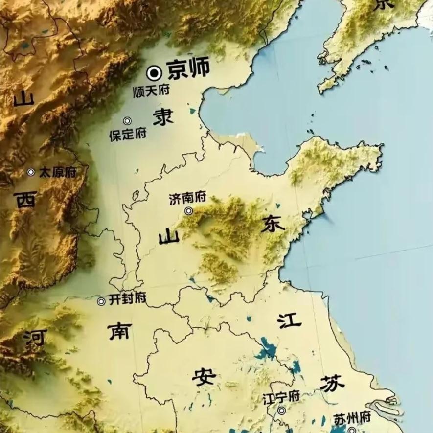 古人选地盘讲究依山傍水、有田有海，还得气候宜人。按这个标准山东几乎占全了，泰山为