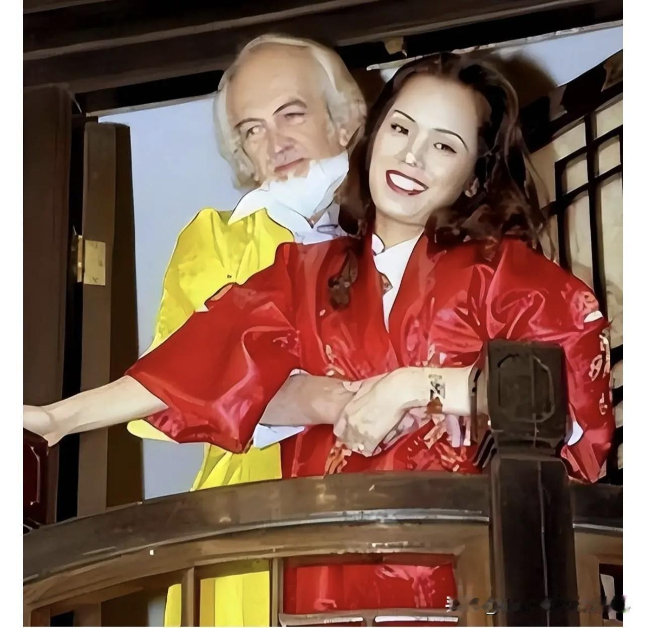 年轻时候的韦唯和她的瑞典老公。当年一身红衣笑的明媚，不顾一切奔赴跨国爱情，以为是