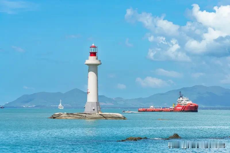 专家：中方在南海先手落下硬棋 最近专家说中方在南海先手落下硬棋，这事儿可太值得说