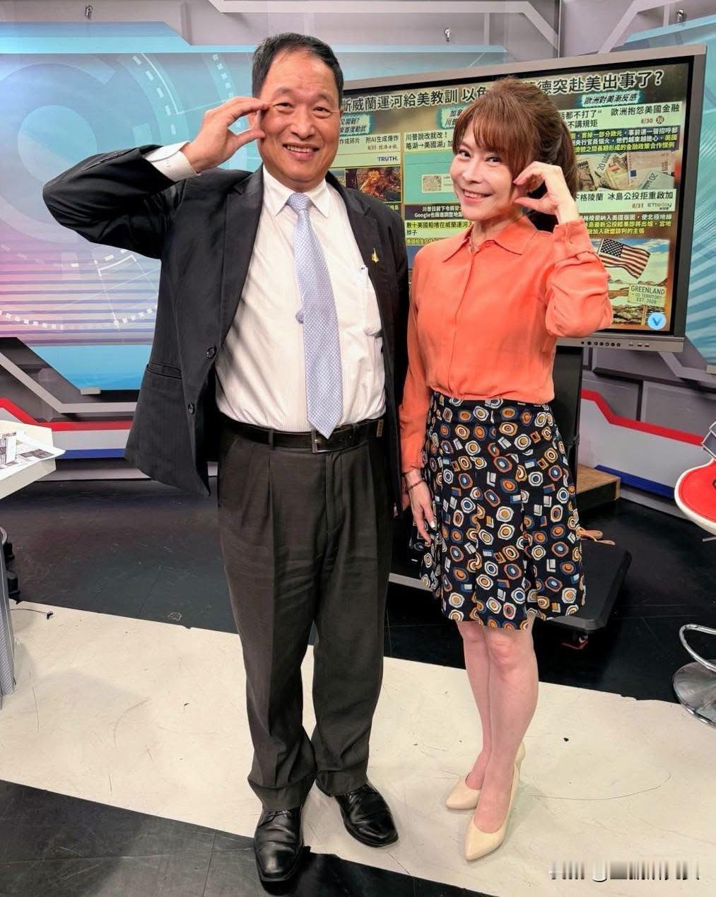 台退役将领张延廷今（1日）在脸书发文表示，TVBS大白话主持人钱子的夫婿李文耀目