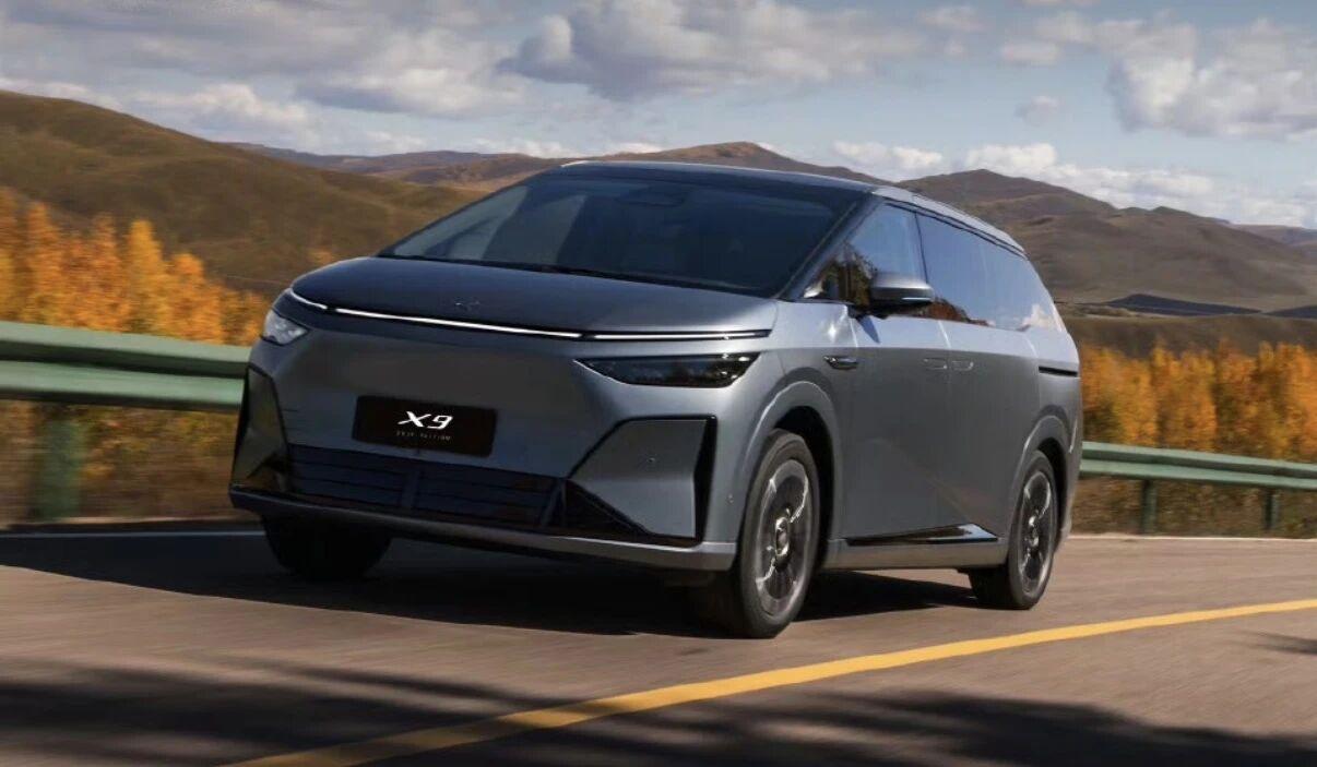 升级力度不小！26款小鹏X9纯电版开启预定日前，2026款小鹏X9纯电版正式开启