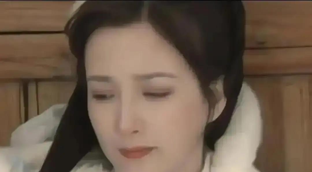 TVB最经典的选角，是选“错”了一个人。
 
83版《射雕》定下包惜弱时，全组反