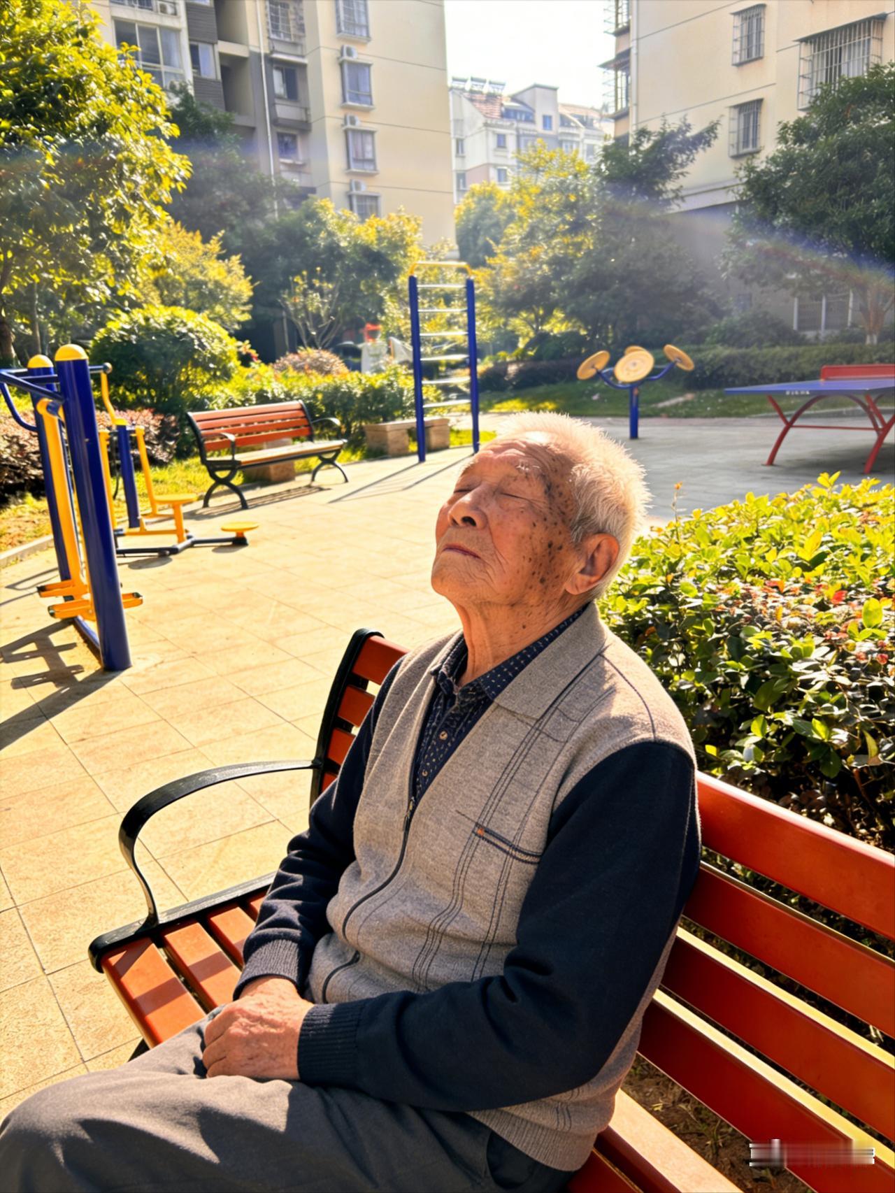 一位中医世家传承人令人醍醐灌顶的话：
“活得久其实很简单，当你越来越好的时候，要